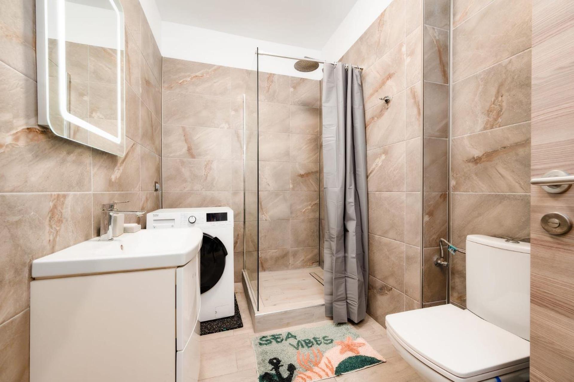 Luxury Suite Alezzi Beach Apartment Piscina Incalzita Sauna Jacuzzi Parking Năvodari Exterior foto