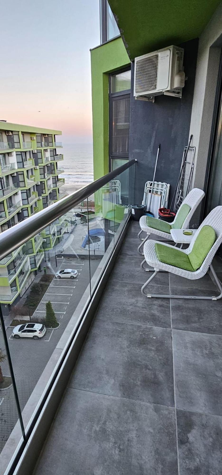 Luxury Suite Alezzi Beach Apartment Piscina Incalzita Sauna Jacuzzi Parking Năvodari Exterior foto