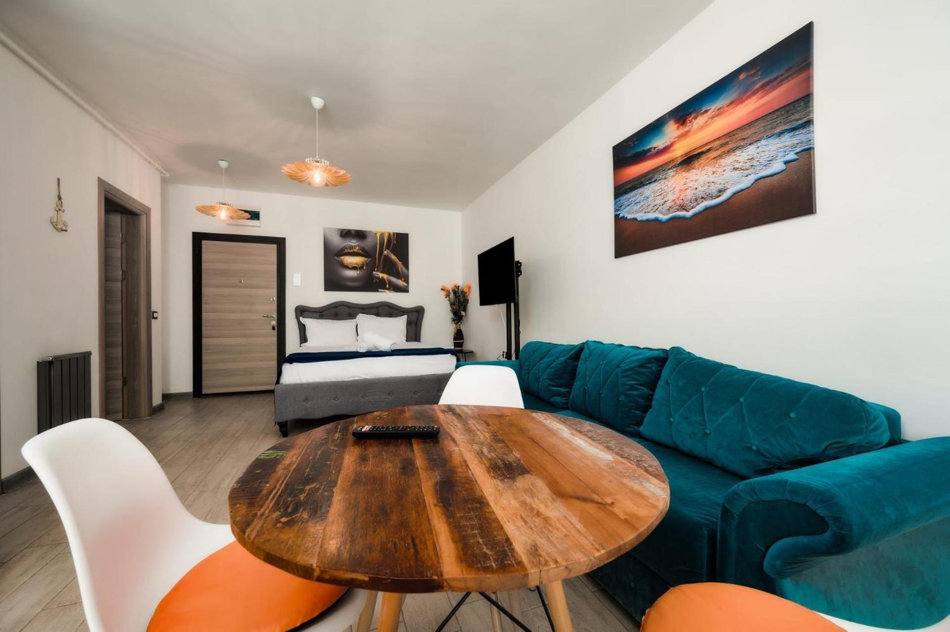Luxury Suite Alezzi Beach Apartment Piscina Incalzita Sauna Jacuzzi Parking Năvodari Exterior foto