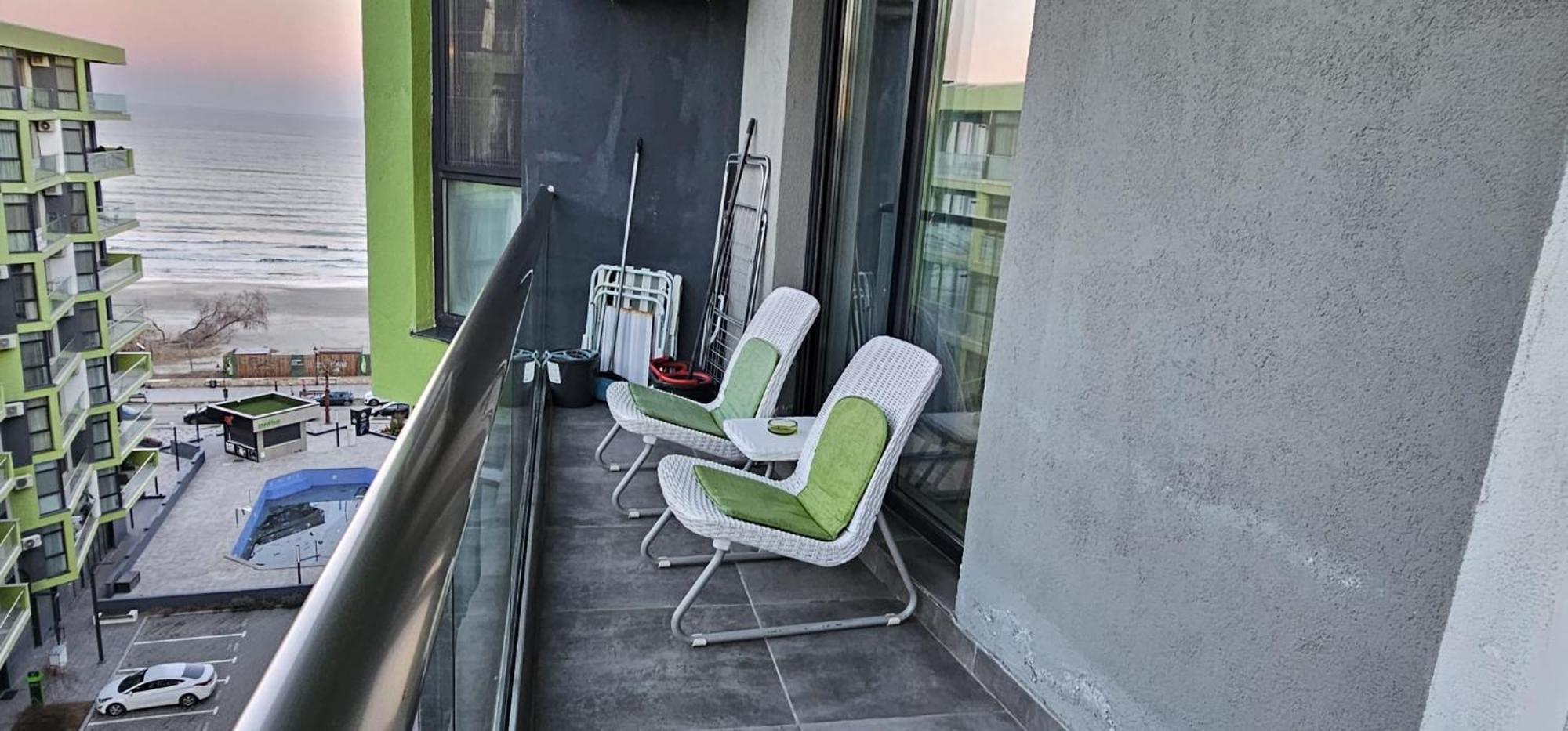 Luxury Suite Alezzi Beach Apartment Piscina Incalzita Sauna Jacuzzi Parking Năvodari Exterior foto