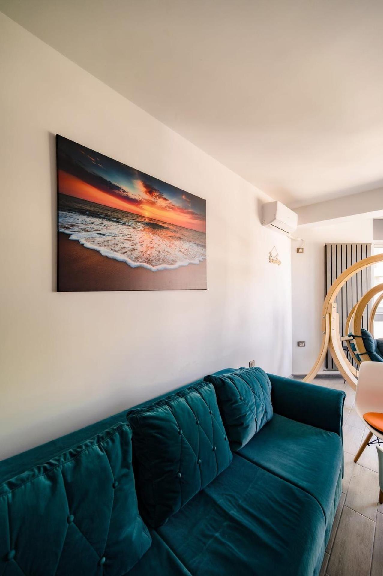 Luxury Suite Alezzi Beach Apartment Piscina Incalzita Sauna Jacuzzi Parking Năvodari Exterior foto